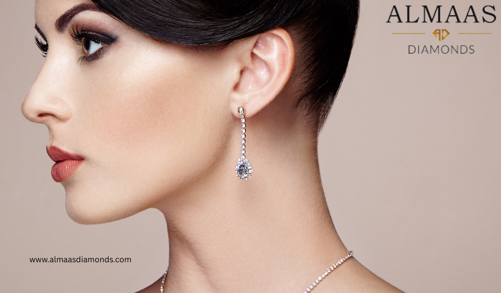 How to Wear Small & Simple Diamond Earrings