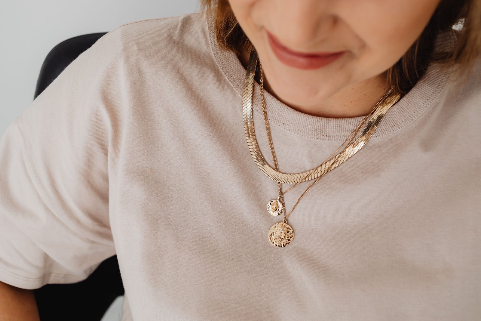 Classic vs Contemporary Gold Jewellery